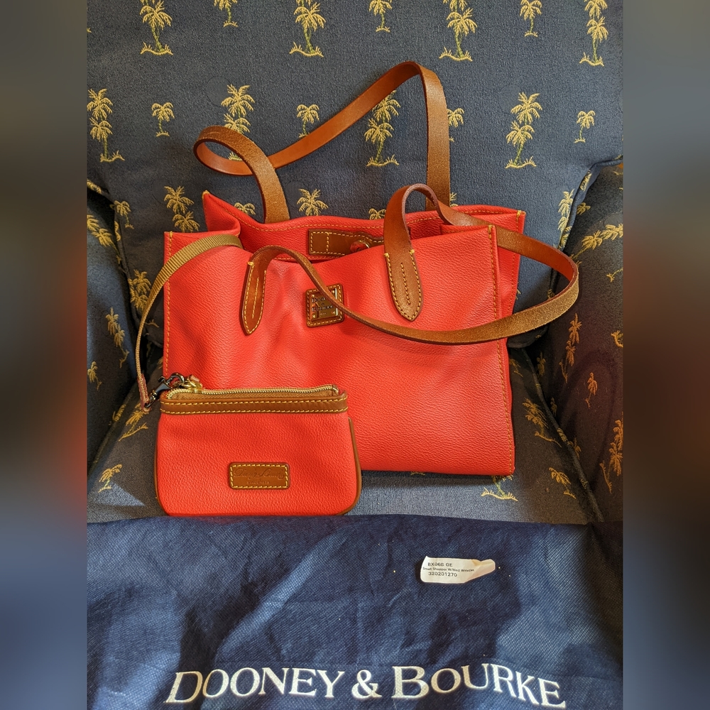 Dooney and Bourke purse